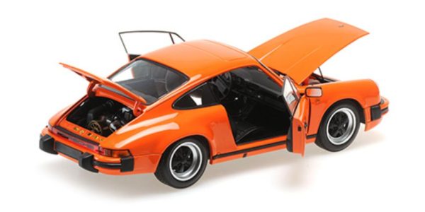 Porsche 911 CERRARE COUPE 3.2 1983 Escala - 1:18 - Image 5