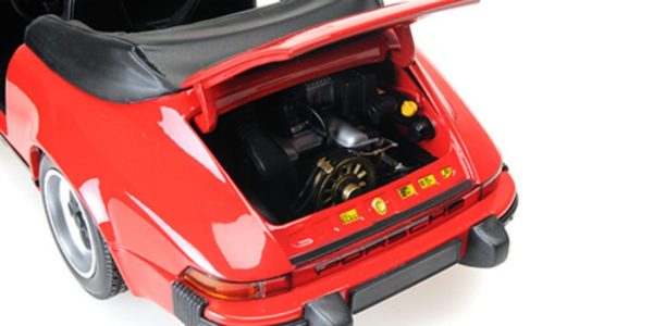 Porsche 911 CARRERA CABRIOLET 1983 Escala - 1:18 - Image 3