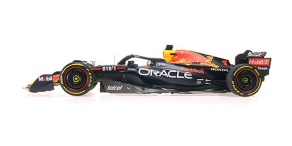 RED BULL RACING ORACLE B18 #1 MAX VERSTAPPEN - WINNER MEXICAN GP 2022 Escala - 1:18 - Image 2