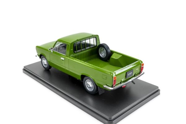 Fiat 125 PICK-UP (1975) Escala - 1:24 - Image 5