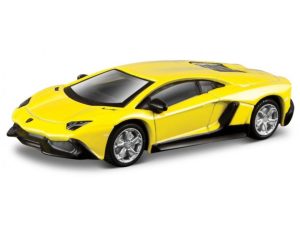 LAMBORGHINI AVENTADOR 50e ANNIVERSARY VERSION - Escala 1:64