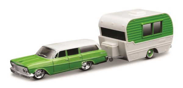 Chevrolet BISCAYNE 1962 + WAGON CLASSIC CRAFT TOW&GO- Escala 1:64