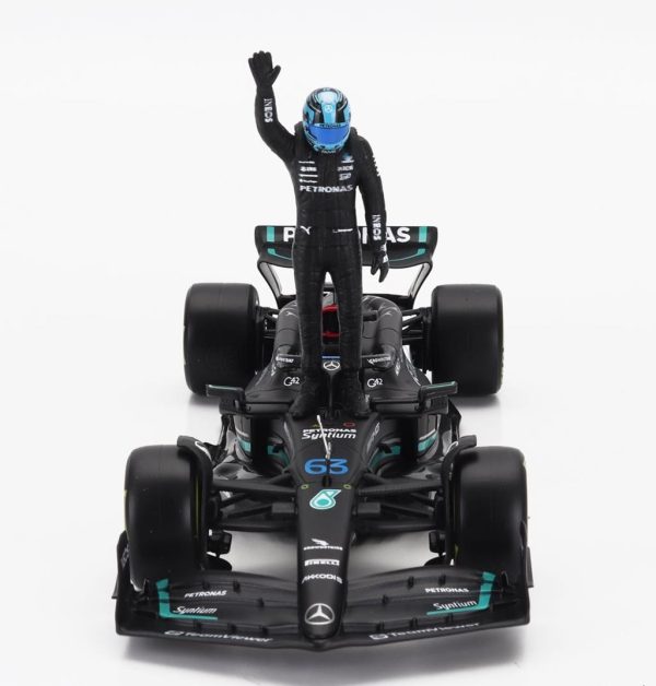 MERCEDES-AMG PETRONAS F1 W14 E PERFORMANCE #63 GEORGE RUSSELL 2023 Carro+Figura Escala 1:24