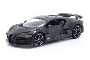 Bugatti DIVO SPECIAL EDITION (MATTE BLACK SERIES) - Escala 1:24