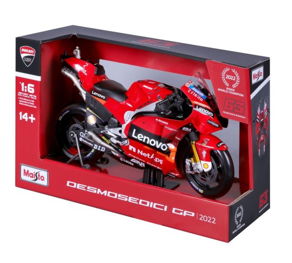 Ducati  DESMOSEDICI LENOVO TEAM #63 FRANCESCO BAGNAIA MOTO GP WORLD CHAMPION 2022 Escala - 1:6 - Image 3