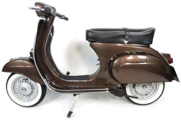 Vespa 200 RALLY DEL 1972 - Escala 1:18