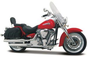 YAMAHA ROAD STAR SILVERADO - Escala 1:18