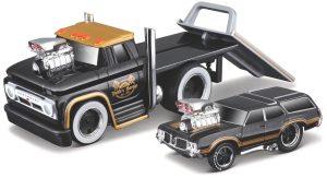 Chevrolet C60 FLATBED 1966 + Oldsmobile VISTA CRUISER 1970 - Escala 1:64