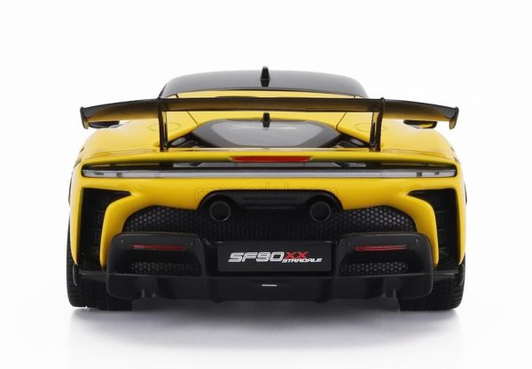 FERRARI SF90XX STRADALE 2024 GIALLO MODENA - Escala 1:18 - Image 2