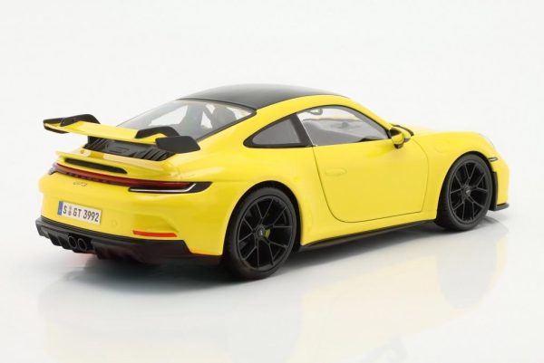 PORSCHE 911 GT3 2022 - Escala:1:18 - Image 5