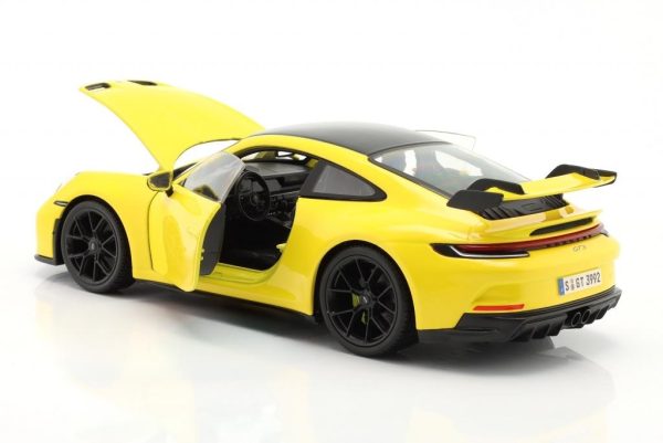 PORSCHE 911 GT3 2022 - Escala:1:18 - Image 2